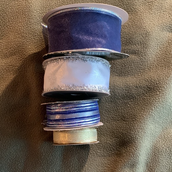 Lot of 15 Christmas ribbons. Not all entire rolls. See pictures for variety. - Picture 4 of 4